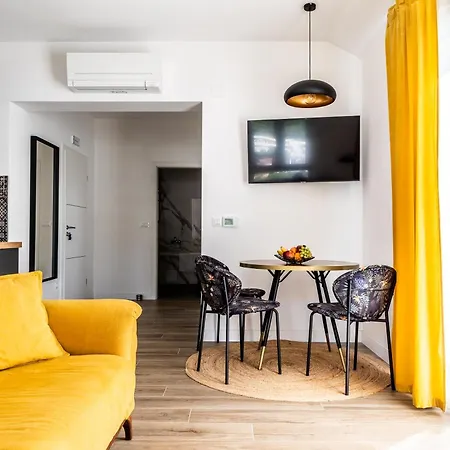 Apartment Nest *